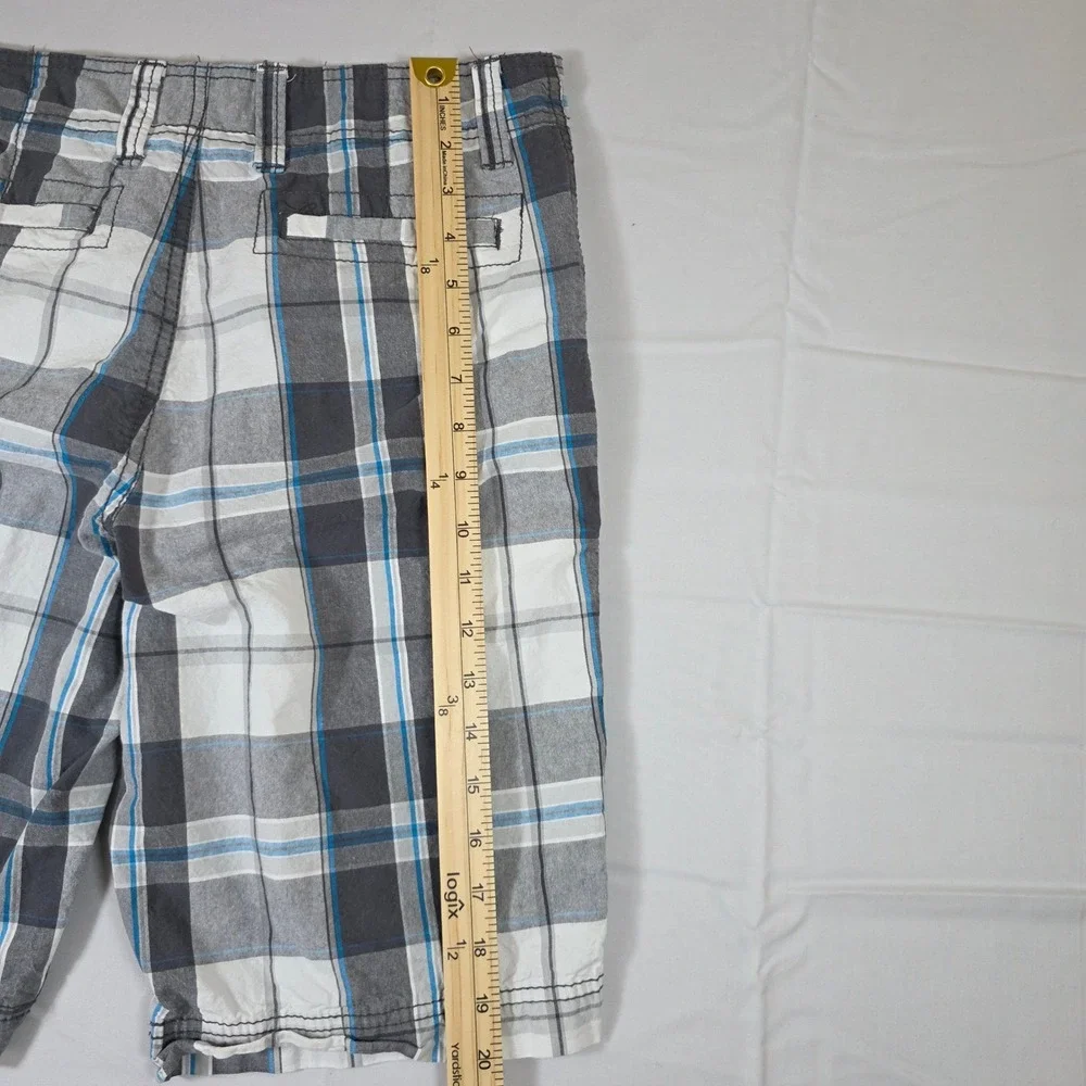 No Boundaries Mens Plaid Shorts Aqua Blue Grey White Cotton Size 30